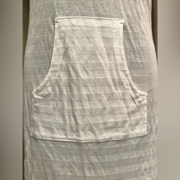 MAKE + MODEL White Swim Cover up Hooded Dress size XS - Picture 3 of 10